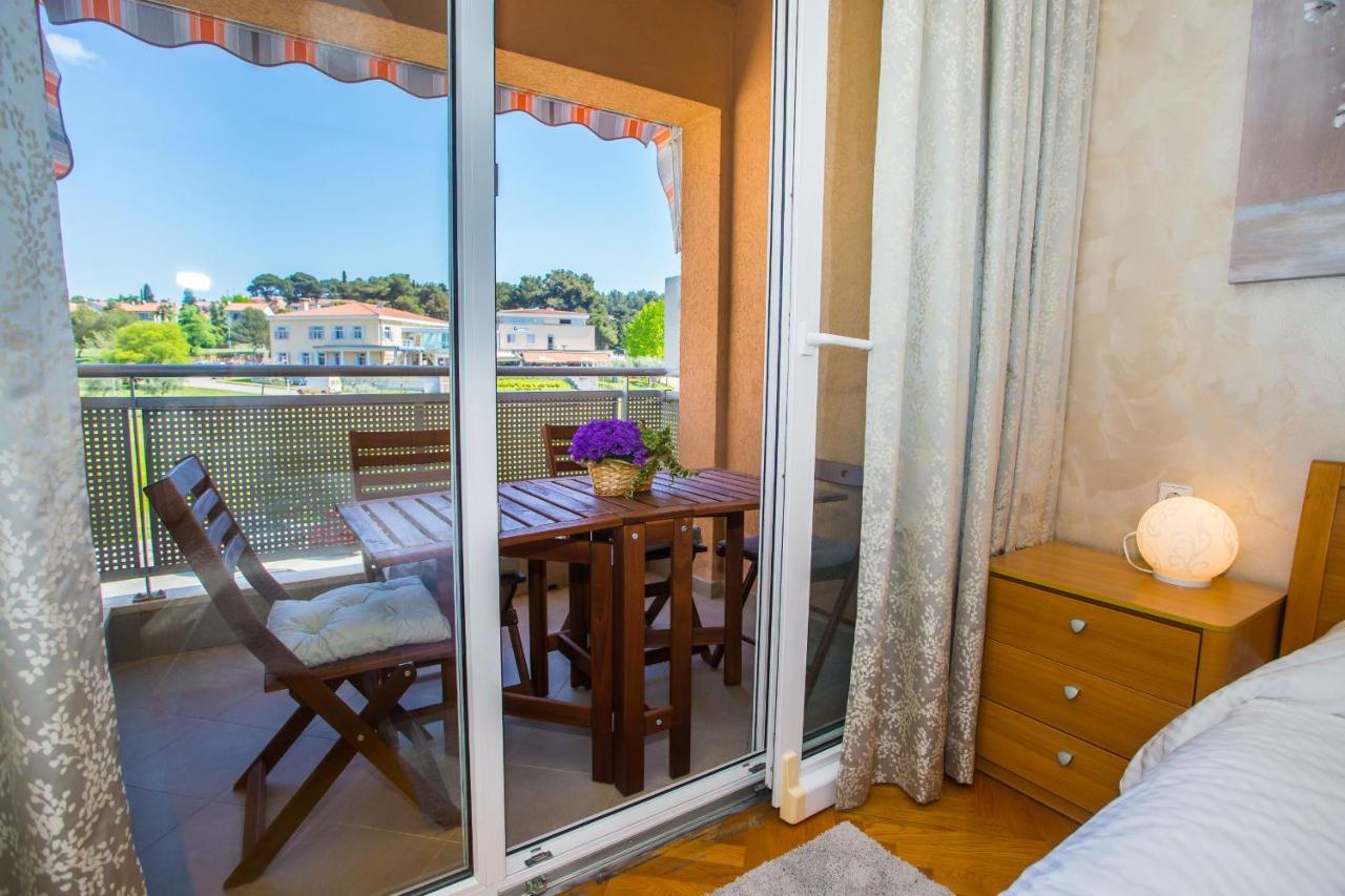 Apartment Dora Near Sea And Center With Private Garage ポレッチ エクステリア 写真
